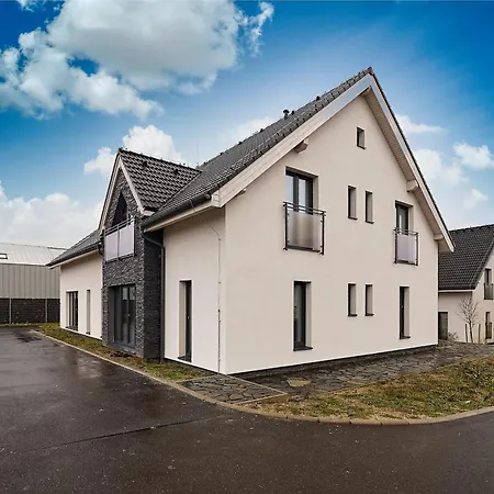 Attic By Mountain Ways Apartmán *